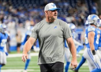 “That’s the Way You’re Built!” – Dan Campbell’s Emotional Post-Game Speech Inspires Lions