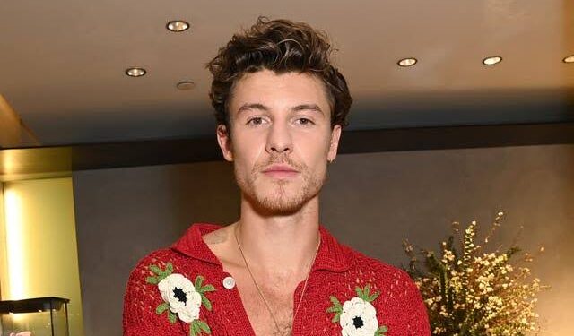 JUST IN:SHAWN MENDES RUSHED TO THE HOSPITAL IN A CRITICAL CONDITION