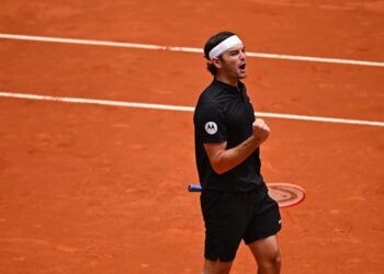 ES EXCLUSIVE: Taylor Fritz Explains How Athletes Can Help Protect the Environment Through a New Waterdrop Initiative