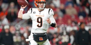 SAD NEWS : Sam Hubbard’s season is gone as he was ruled out of the Bengals vs. Browns game.