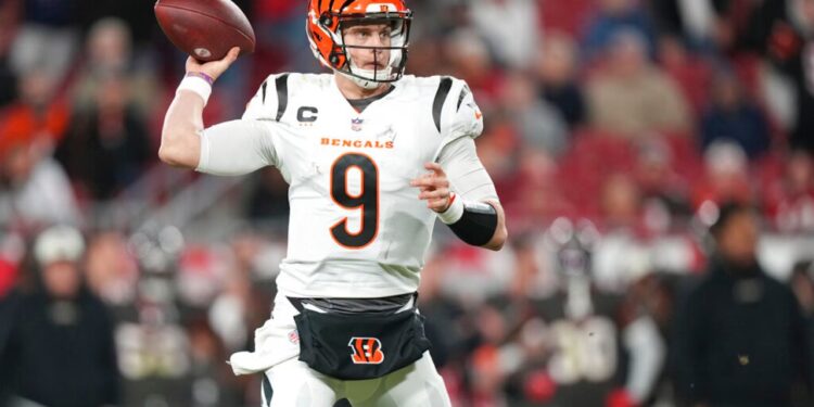 SAD NEWS : Sam Hubbard’s season is gone as he was ruled out of the Bengals vs. Browns game.