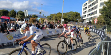 Sven Nys plaatst Thibau’s overwinning in Benidorm in perspectief: “Wout van Aert is niet langer echt een veldrijder”