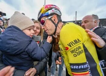 Sarah De Bie en Wout Van Aert vertellen openhartig over uitdagende tijden “Het werd confronterend thuis”