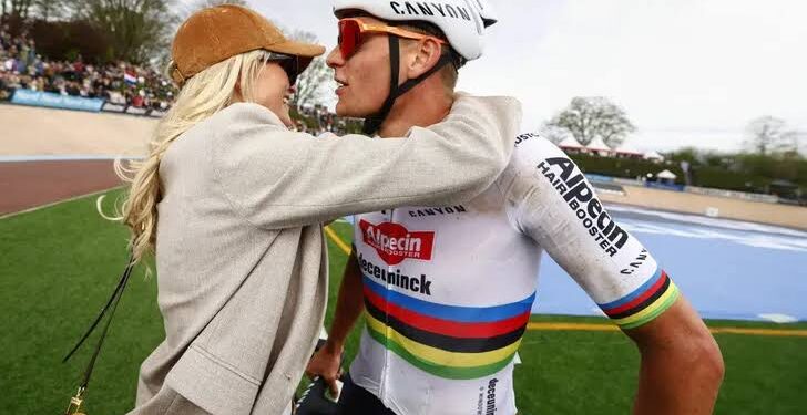 “Ze is mijn steunpilaar geweest door alles heen” – Mathieu Van der Poel dankt Roxanne voor zijn succes