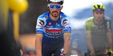 Des nouvelles importantes pour Tom Pidcock et Julian Alaphilippe ? Les ProTeams réclament des changements de règles pour obtenir plus de places sur les Grands Tours en 2025
