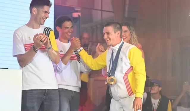 Remco Evenepoel en Wout van Aert klaar voor WK Rwanda? “Niemand heeft nee gezegd” volgens Belgische bondscoach