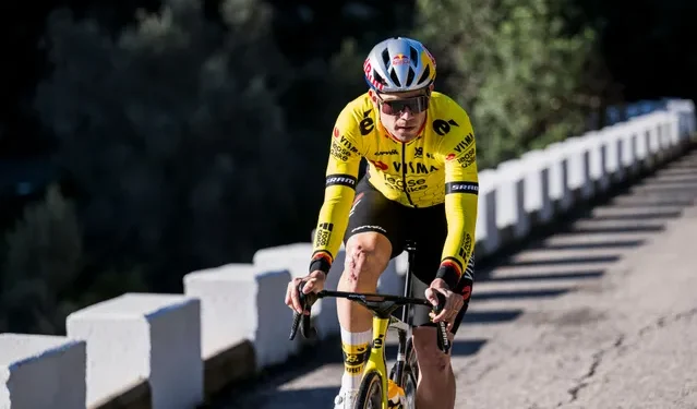 Van Aert vertelt openhartig over crashes, herstel en vertrouwen: “Het wordt steeds moeilijker om weer op te staan”