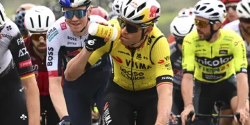 Van Aert behaalt achtste plaats in sprint Volta ao Algarve