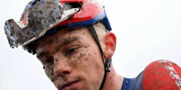 Thibau Nys verwerpt vergelijkingen met Mathieu van der Poel en Wout van Aert