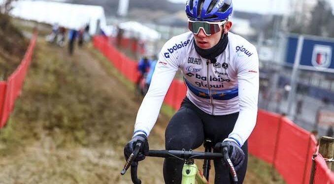 Adrie Van der Poel heeft iets persoonlijks te zeggen over Thibau Nys: “hij is een wonder op de baan en werkelijk uitzonderlijk”