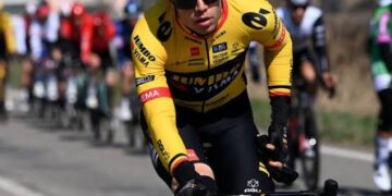 Wout van Aert zet stappen richting Openingsweekend: “Wereld van verschil met Clásica Jaén”