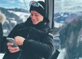 Van der Poel en Nys bekritiseerd om skiën: “Niet aanbevolen voor een voorjaarsrenner”