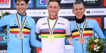 Bart Wellens over de opkomst van Thibau Nys: “Thibau heeft die speciale kwaliteit die Wout, Mathieu en Pidcock ook bezitten”