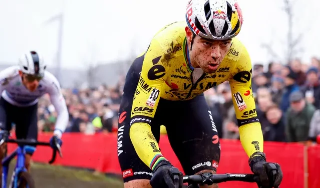 “Kan ik iets voor hem doen, en wil ik dat?” – Thibau Nys spreekt zich uit over Wout van Aerts aanwezigheid op het CX-wereldkampioenschap meer details👇