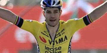 Wout van Aert vertelt waar hij zonder problemen veel geld aan kan uitgeven. Lees hieronder het volledige verhaal 💬🔗 👇