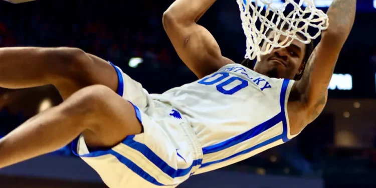 Mark Pope Praises Otega Oweh for His Impact on Kentucky Wildcats,praising the star guard for everything he has contributed to the program. Since transferring from Oklahoma, Oweh has become a vital piece of Kentucky’s roster.. ,