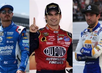 Jeff Gordon Issues Stern 6-Word Warning to Chase Elliott as He Measures Him Against Kyle Larson