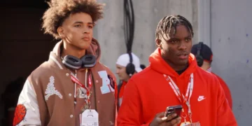 Texas 5-Star QB Commit Dia Bell Rejects Jaw-Dropping $4.3 Million NIL Offer, Stays Loyal to Longhorns