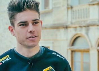 [Slecht nieuws voor Wout van Aert: “dit is psychologische oorlogsvoering”]