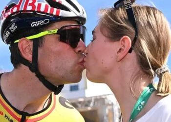 ‘Niet oké’: Michel Wuyts plaatst gevoelige kritiek op Wout en Sarah