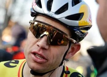 Van Aert openhartig: hier smijt hij veel geld tegenaan & grootste zorg als papa