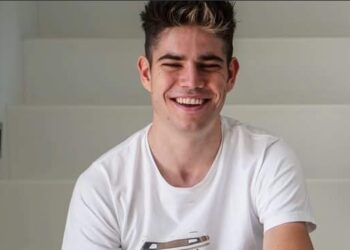 Wout van Aert doet iets wat vroeger niemand kon: De Belgische wielrenner blijft grenzen verleggen