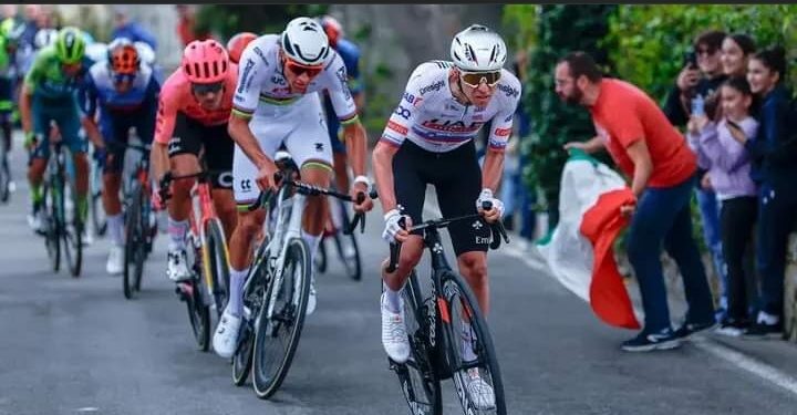 Het programma van Mathieu van der Poel aan het begin van het seizoen lijkt misschien wat onduidelijk.