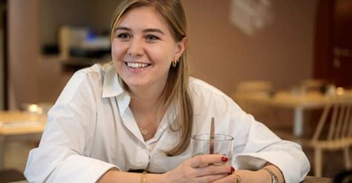 Wout van Aerts Vrouw Sarah De Bie Deelt Hartverwarmende Verjaardagsboodschap: Een Viering van Liefde en Bewondering