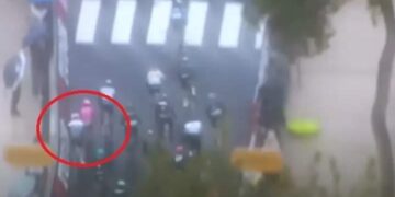 Mathieu van der Poel strandt na controversiële manoeuvre in Tirreno-Adriatico