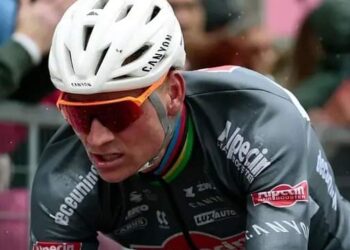 Van der Poel in de gevarenzone: ziektegolf zorgt voor paniek