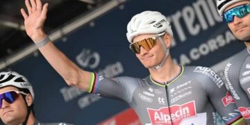 Thijs Zonneveld: Aanwezigheid van Pogacar verandert de favorietenrol in Milaan-San Remo niet—Van der Poel blijft de topkandidaat