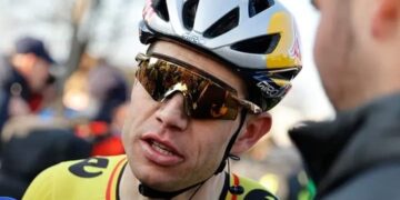 Flinke tegenslag voor Wout van Aert in aanloop naar klassieke voorjaar