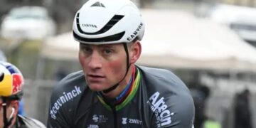“Ik ben me er zeer van bewust dat ik 110% fit moet zijn om Pogačar te verslaan.” – Mathieu van der Poel spreekt voorafgaand aan de strijd in Milaan-San Remo tegen Pogačar en Ganna.