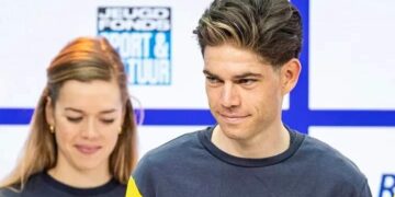 Dit deed Wout van Aert tijdens demonstratie Van der Poel