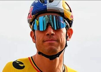 Terug en klaar om te knallen: Wout van Aert laat van zich horen