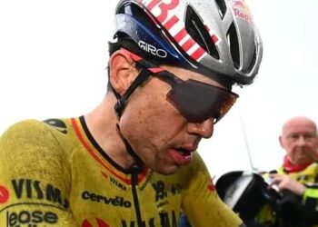 Dekker fileert ambities Van Aert: “Hij gaat nog blij zijn met plaats twee en drie”