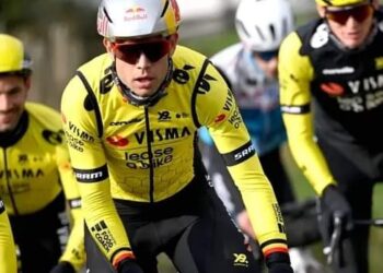 De Belgische wielrenner Wout Van Aert worstelt om zijn topvorm terug te vinden, en voormalig olympisch kampioen Greg Van Avermaet denkt dat dit komt door een beperkt aantal koersdagen.meer details heir 👇