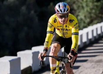 Visma behoudt vertrouwen in Wout van Aert ondanks pech