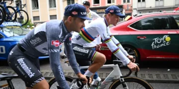 Ploeggenoot van Mathieu van der Poel betreurt koerswijziging Strade Bianche: “Vroeger was het een van mijn favoriete races”