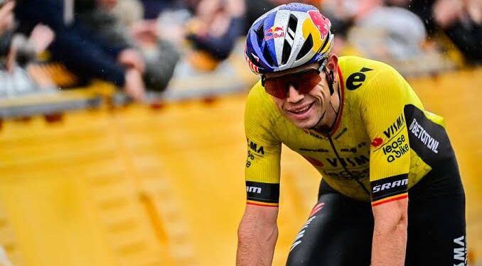 Wout van Aert Mik Op Winst in Parijs-Roubaix om Critici de Mond te Snoeren na Trage Seizoensstart