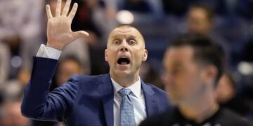 Kentucky Wildcats Head Coach Mark Pope Reacts to Sale of Five Key Players to Rival Teams