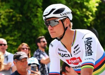 Mathieu van der Poel Zet Journalist Op Zijn Plek in Felle Uitwisseling