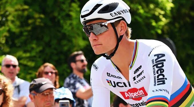 Mathieu van der Poel Zet Journalist Op Zijn Plek in Felle Uitwisseling