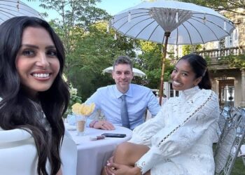 Pau Gasol Surprises Vanessa Bryant with a Stunning Bouquet of Roses and a Heartfelt Message