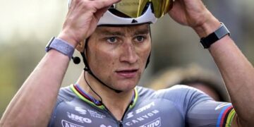 In een teleurstellende wending voor wielerfans heeft Mathieu van der Poel zich officieel teruggetrokken uit de E3 Saxo Classic vanwege een recente blessure.