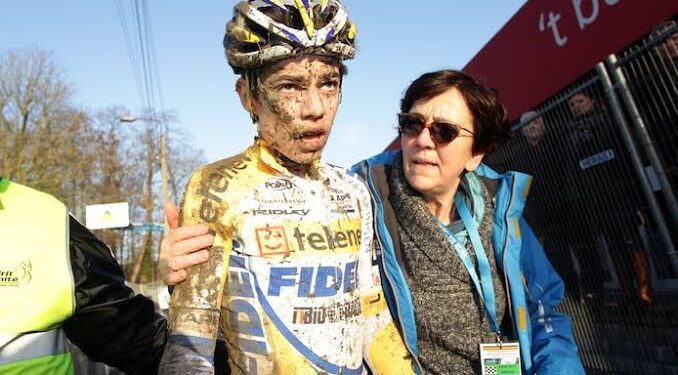 Wout Van Aert vertelt wat zijn moeder deed om hem weer op de been te krijgen toen hij het moeilijk had