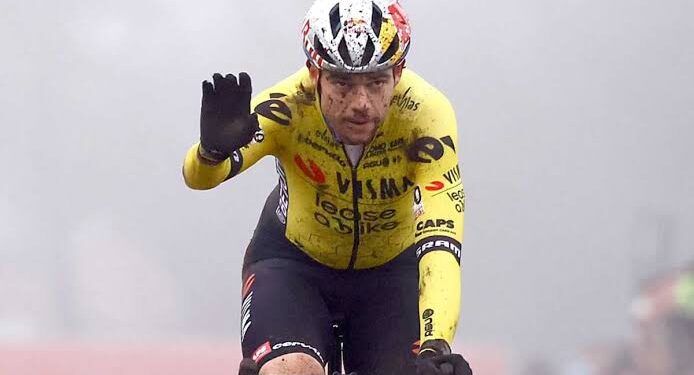 Wout van Aert spreekt zich uit na gemiste Strade Bianche: “Ik zou me altijd teleurgesteld voelen… maar ik heb nu een ander perspectief”