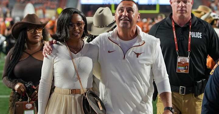 Steve Sarkisian’s wife Loreal posts powerful message in stunning low-cut dress