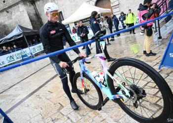 Van der Poel Niet Onder de Indruk van Ganna’s Kracht Voorafgaand aan Milano-Sanremo: “Ik Ben Niet Onder de Indruk”.meer details heir 👇