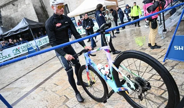 Van der Poel Niet Onder de Indruk van Ganna’s Kracht Voorafgaand aan Milano-Sanremo: “Ik Ben Niet Onder de Indruk”.meer details heir 👇